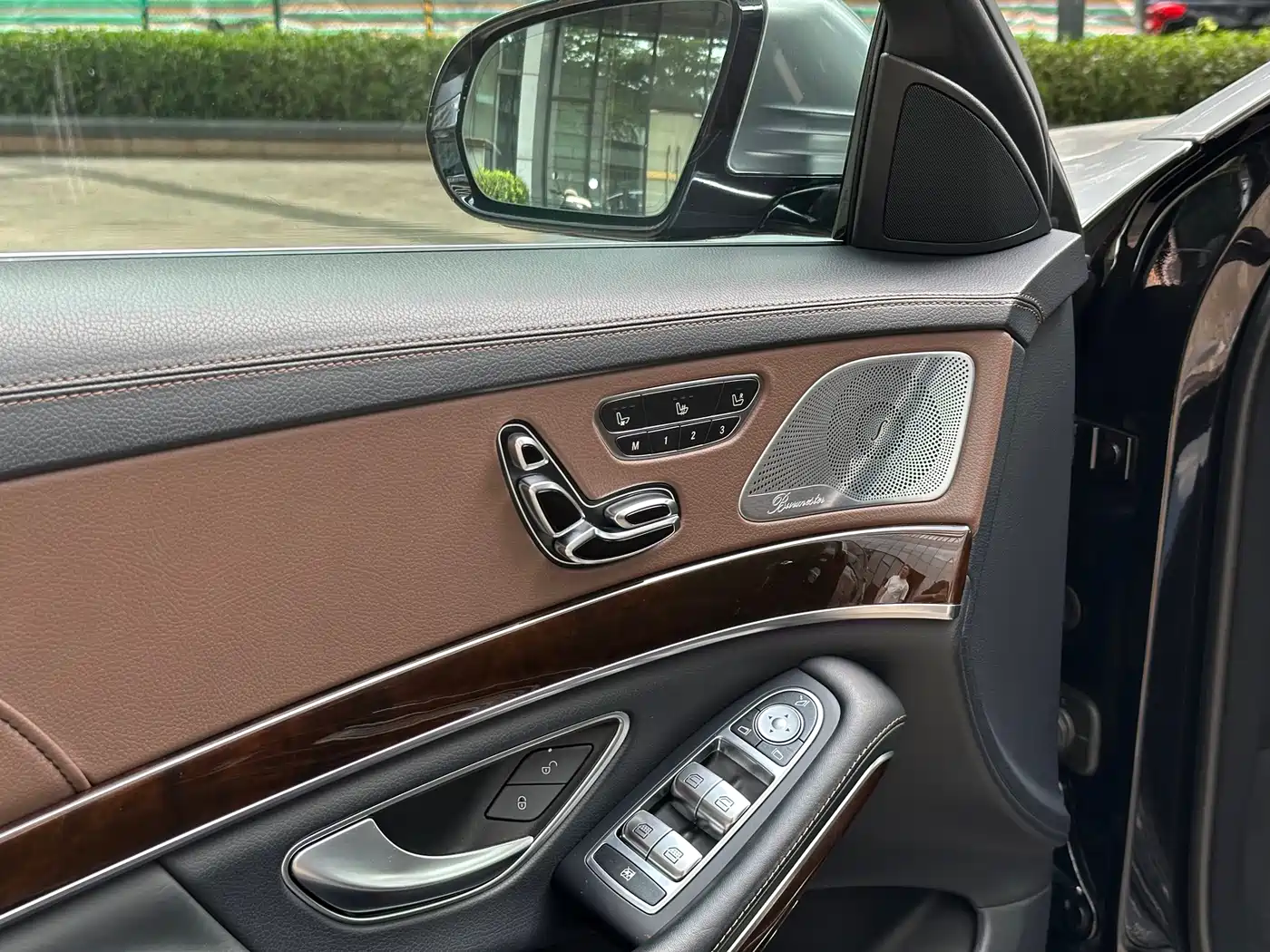 Mercedes-Benz Maybach S-Class 2016 S 400 4MATIC фото 9