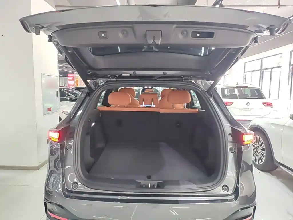 Фото 19 - Changan CS75 PLUS