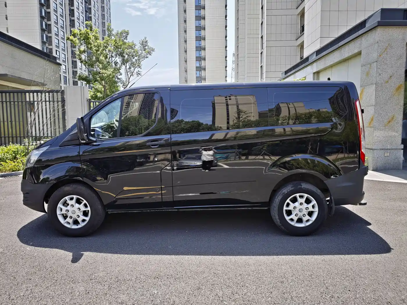 FORD QUANSHUN