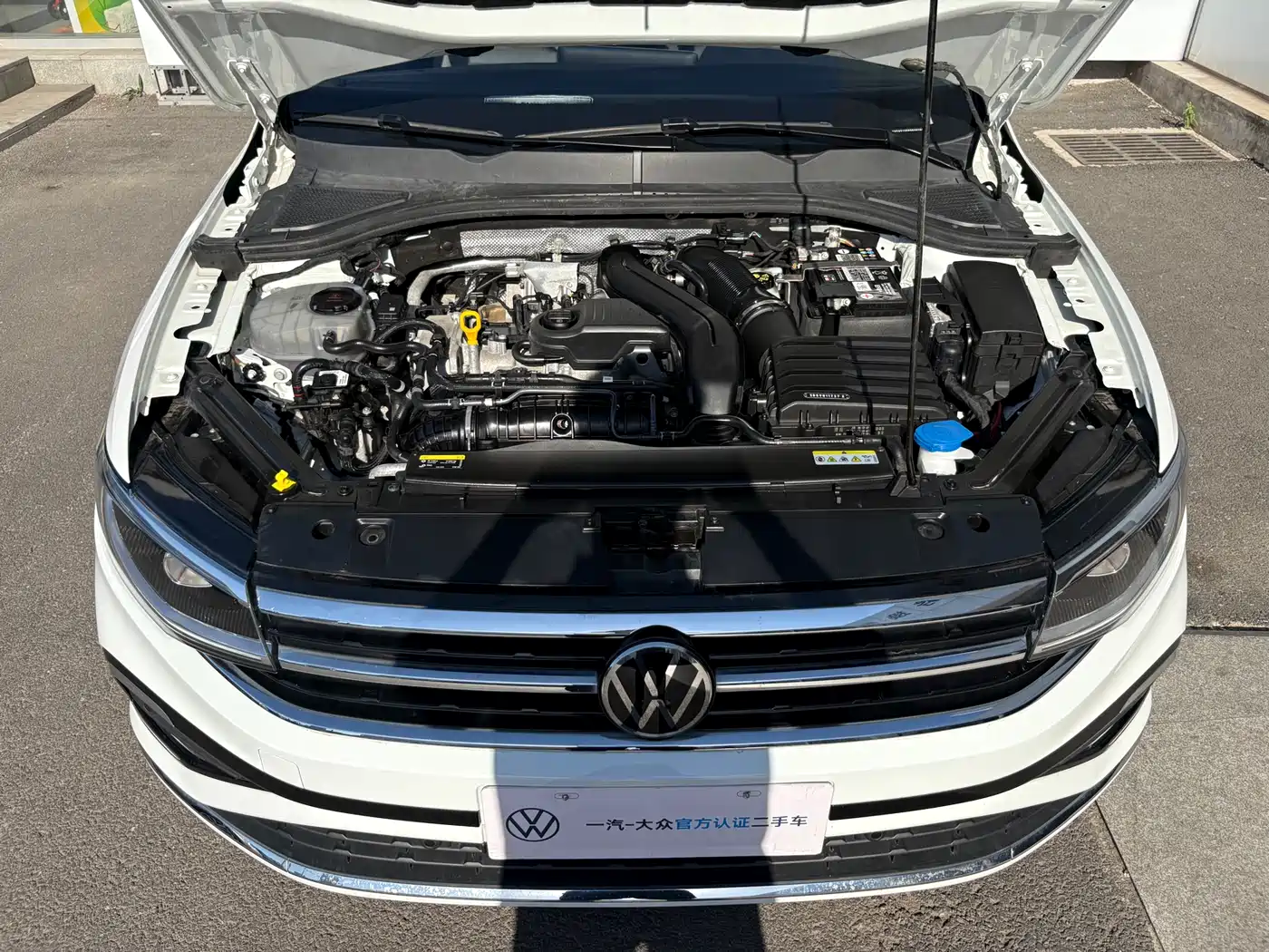 Volkswagen Bora 2023 300TSI DSG Premium Edition фото 4