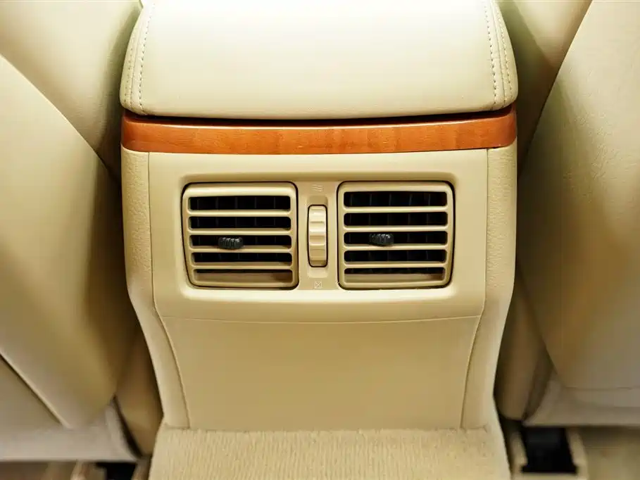Toyota Crown 2007 3.0L Royal Saloon G VIP фото 18