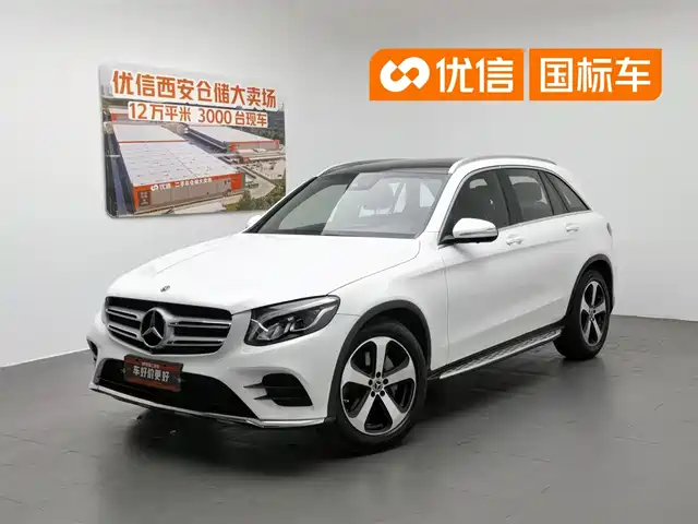 Mercedes-Benz GLC 2018 Facelift GLC 260 4MATIC Luxury — фото 1