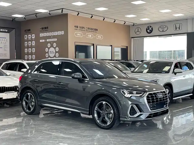 Audi Q3 2023 35 TFSI Fashion Dynamic (1.4T) — фото 3