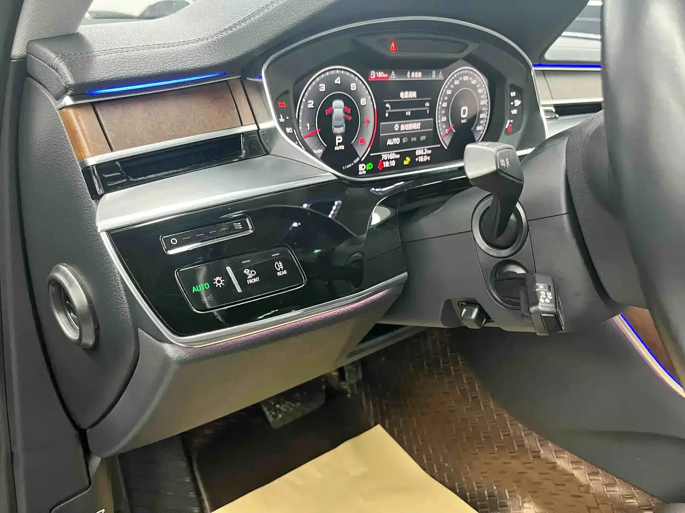 Audi A8 2019 Facelift Plus A8L 50 TFSI quattro Comfort фото 19