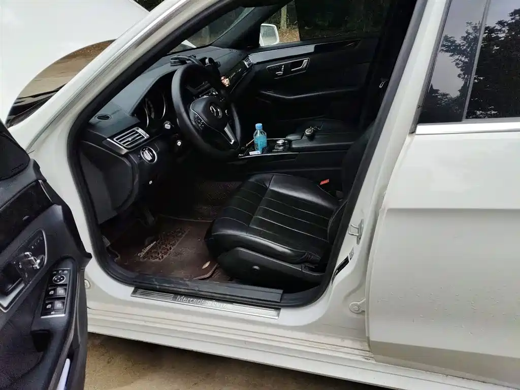 Mercedes-Benz E-Class 2015 E 400 L Sport Luxury 4MATIC фото 14