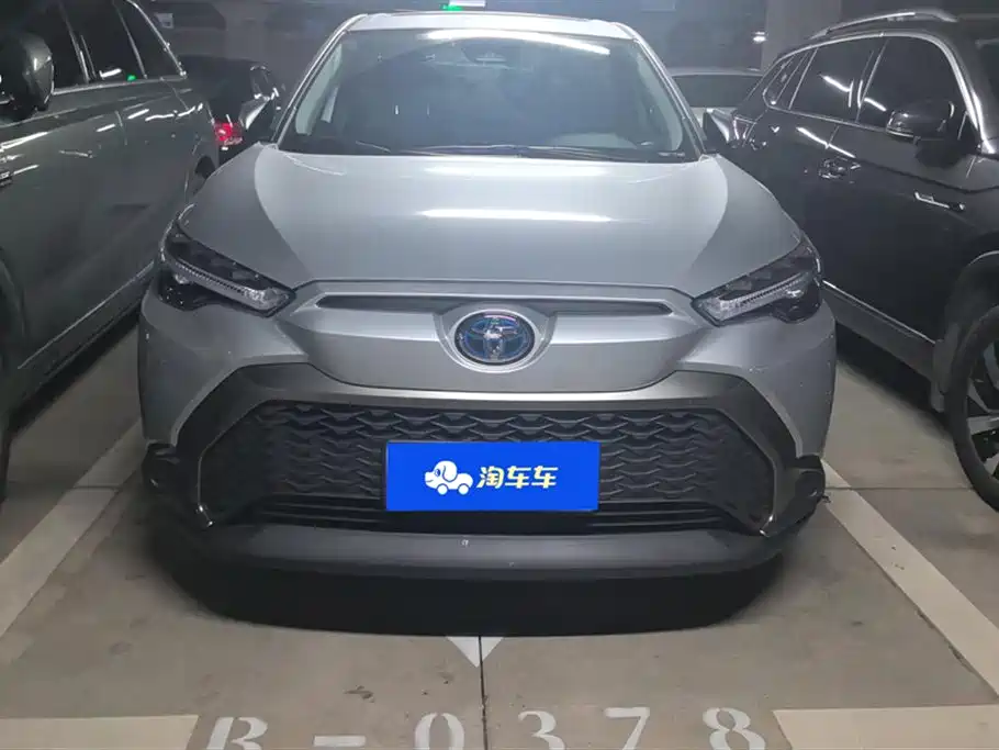 Toyota Frontlander 2024 2.0L Smart Hybrid Dual Engine Luxury Edition фото 2