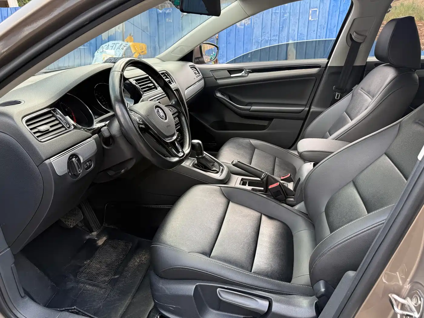 Volkswagen Sagitar 2018 180TSI DSG Premium Edition фото 7