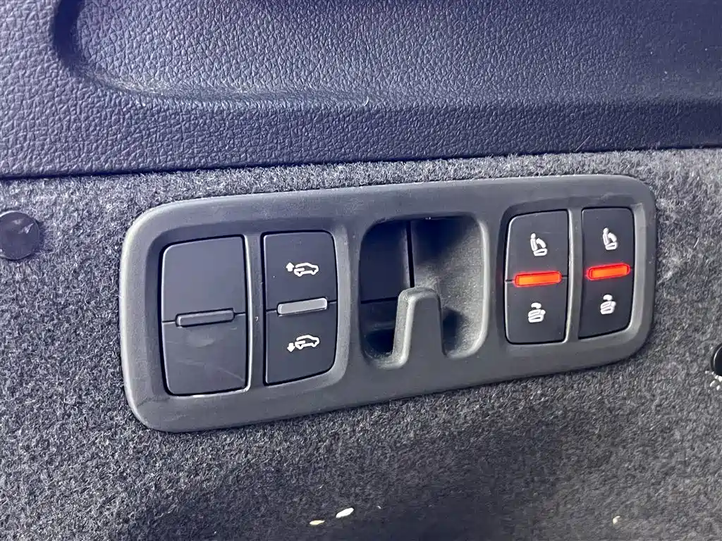 Audi Q7 2021 55 TFSI quattro S line Sport фото 22
