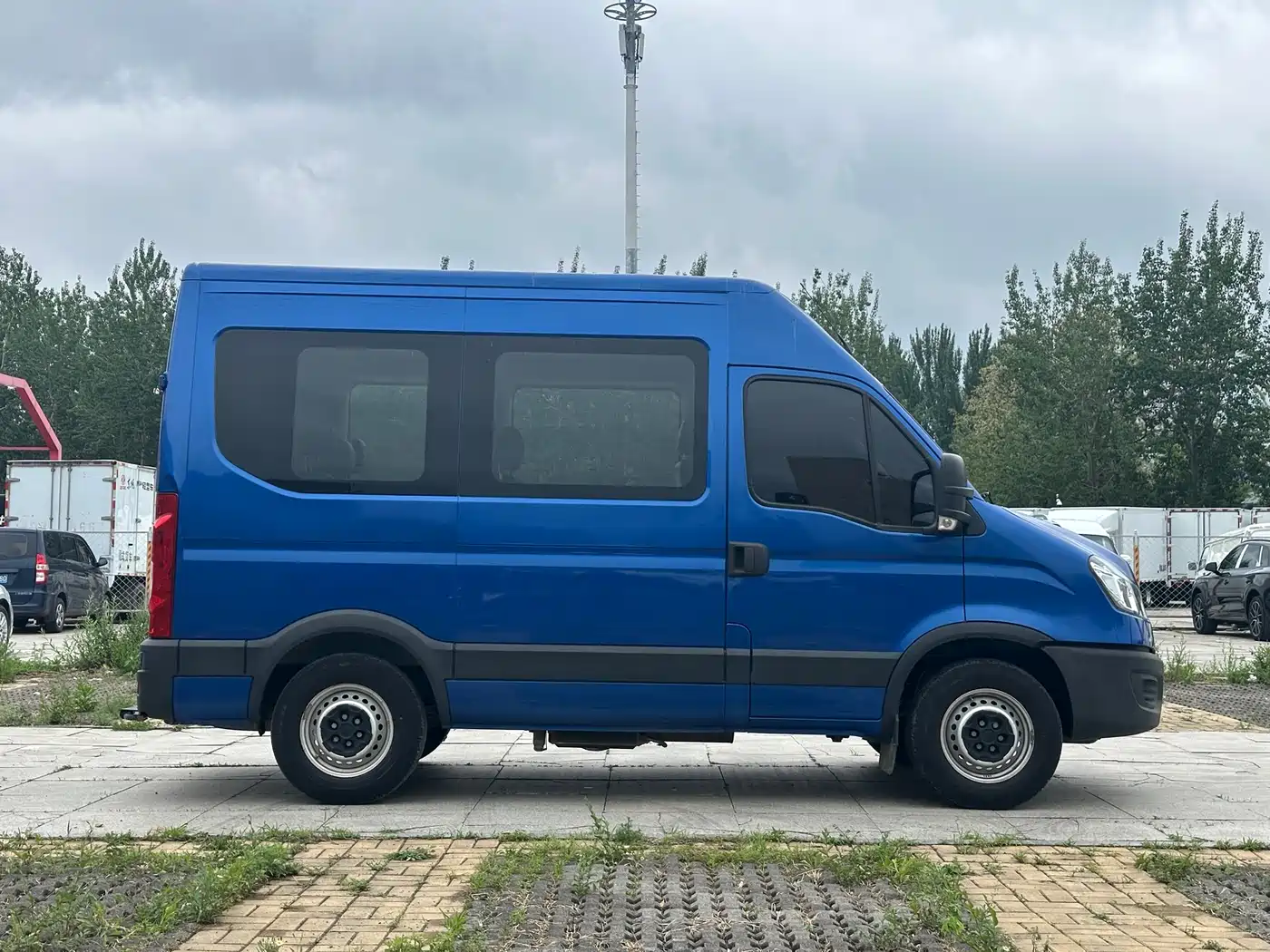 Iveco Daily 2019 2020 3.0T Automatic Chaorui Short Wheelbase High Roof F1C