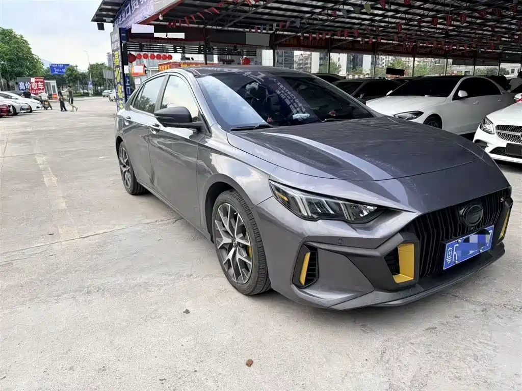 GAC Trumpchi Trumpchi Emkoo 2022 270T DCT J16 Galaxy Fighter Edition фото 5