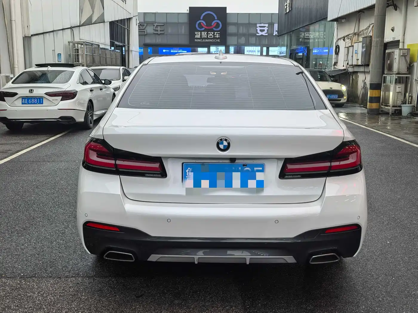 BMW 5 Series 2022 530Li xDrive M Sport Package фото 8