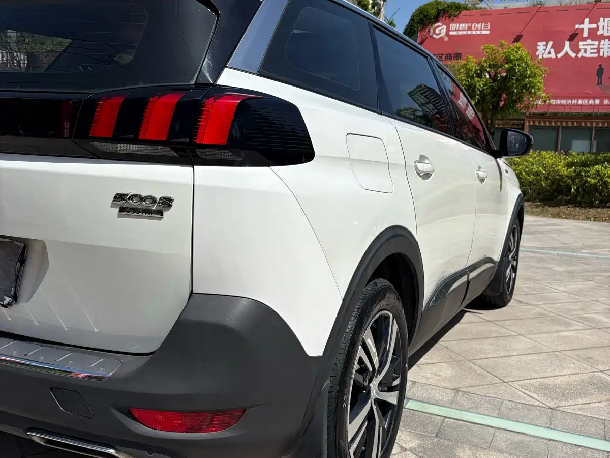 Peugeot 5008 2019 350THP 5-seat Elite Edition фото 14
