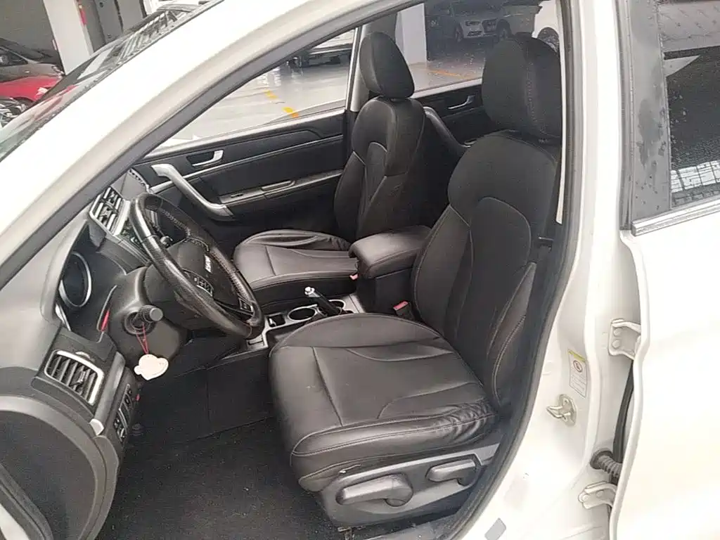 Фото 15 - Haval M6