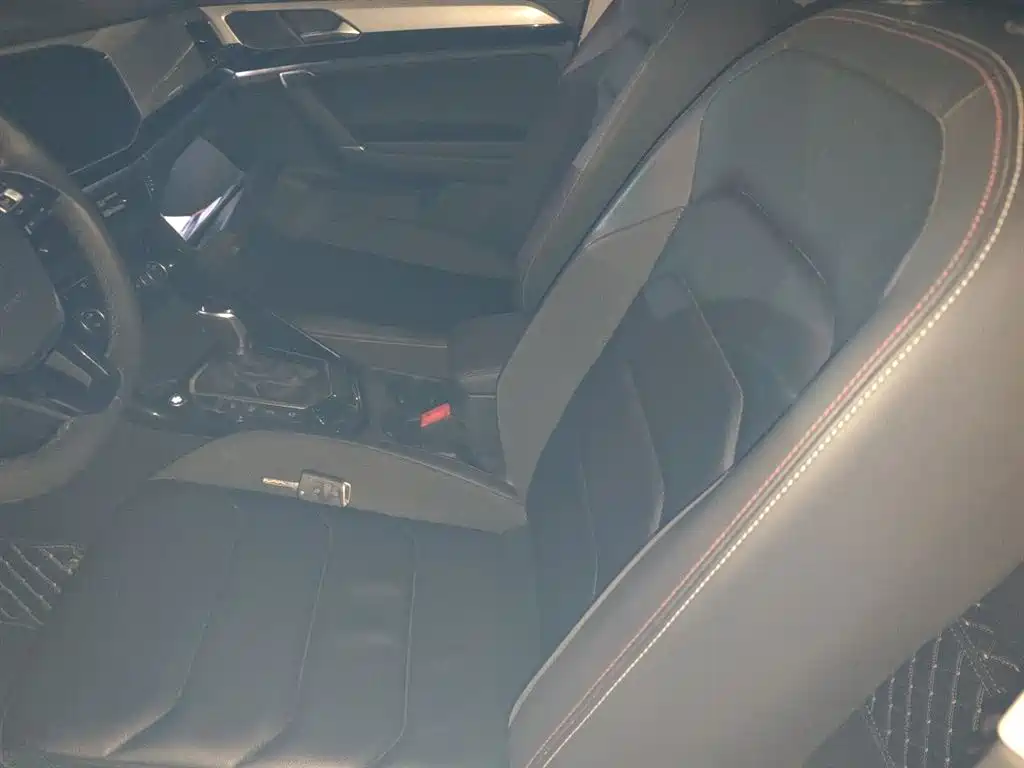 Volkswagen Tayron 2019 330TSI 2WD Luxury China VI фото 11