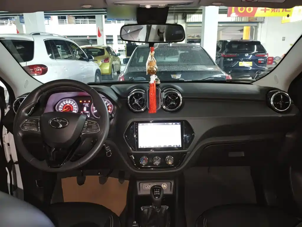 Soueast DX3 2019 2019 1.5L Manual Luxury China V