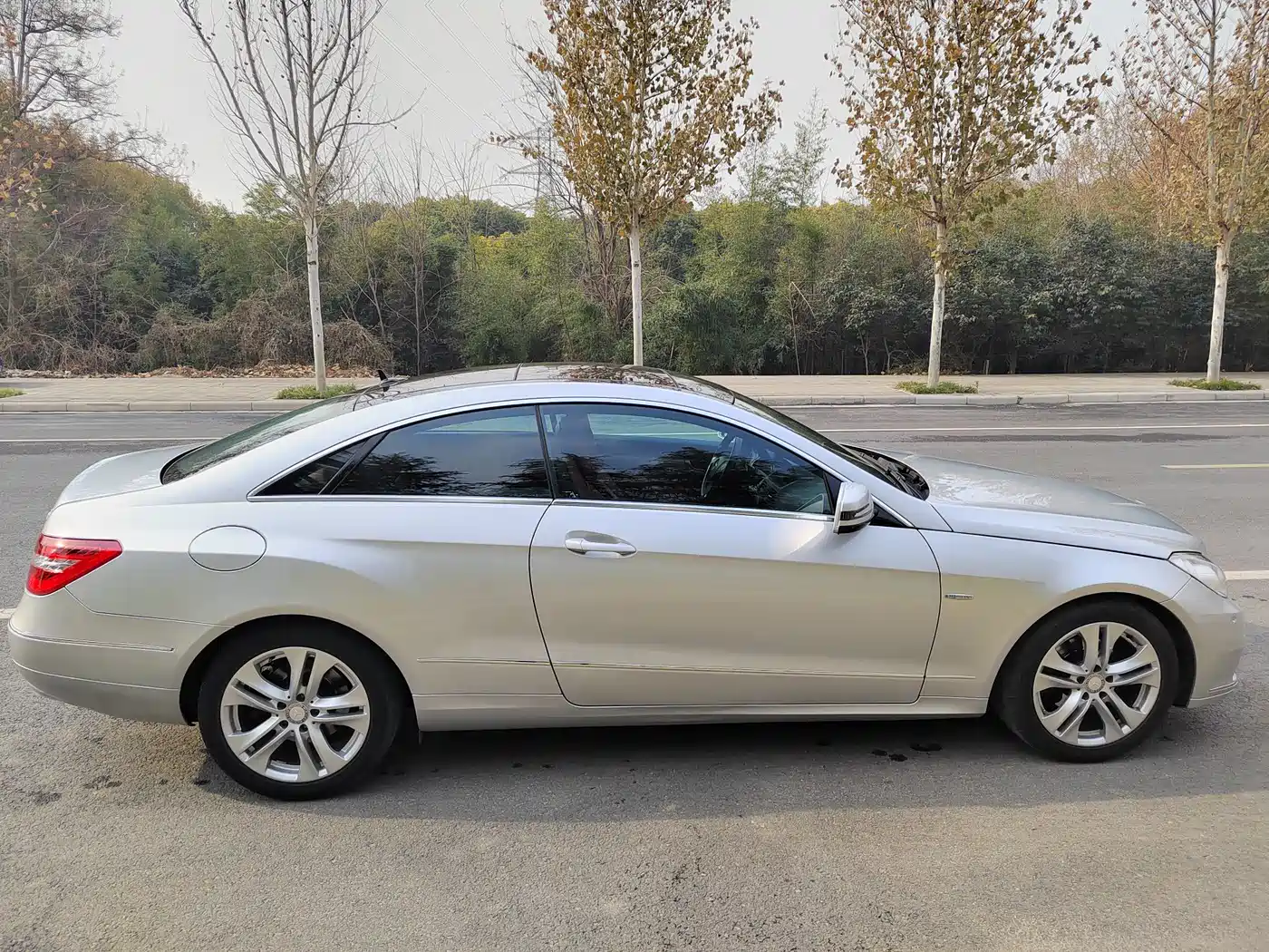 Mercedes-Benz E-Class (Import) 2011 E 260 CGI Coupe фото 3