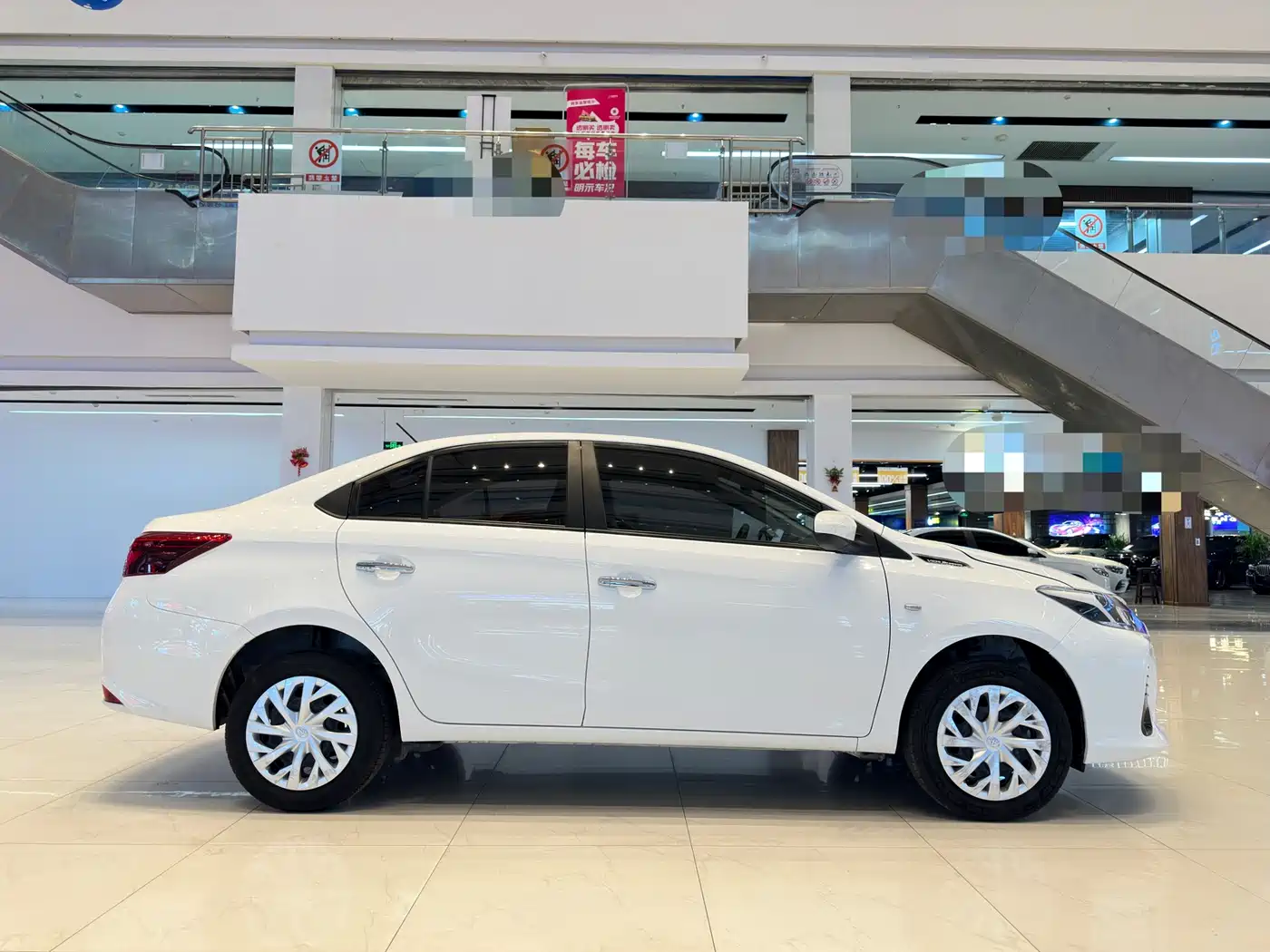 Toyota Vios 2022 1.5L 20th Anniversary Edition фото 7