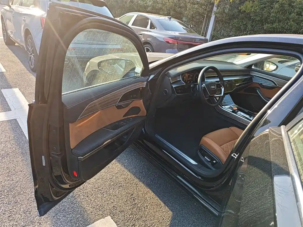 Audi A8 2024 Model A8L 55 TFSI quattro Flagship фото 2