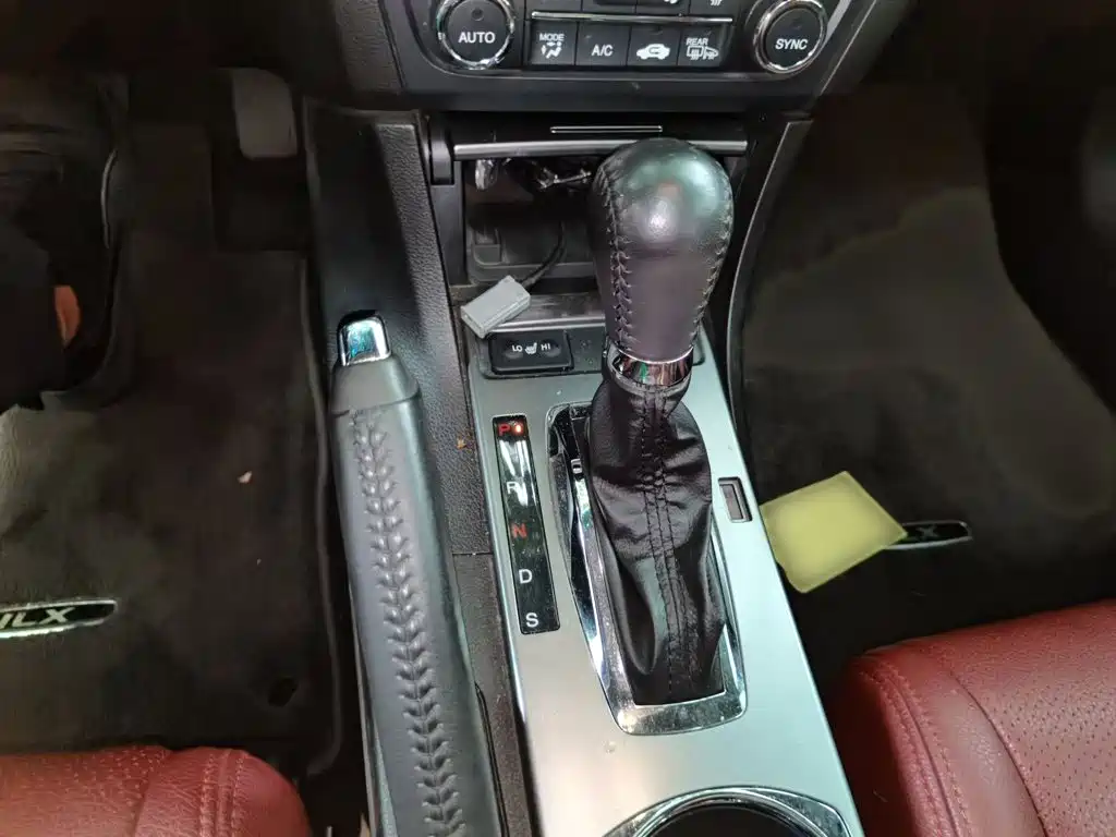 Acura ILX 2015 2013 2.0L Elite