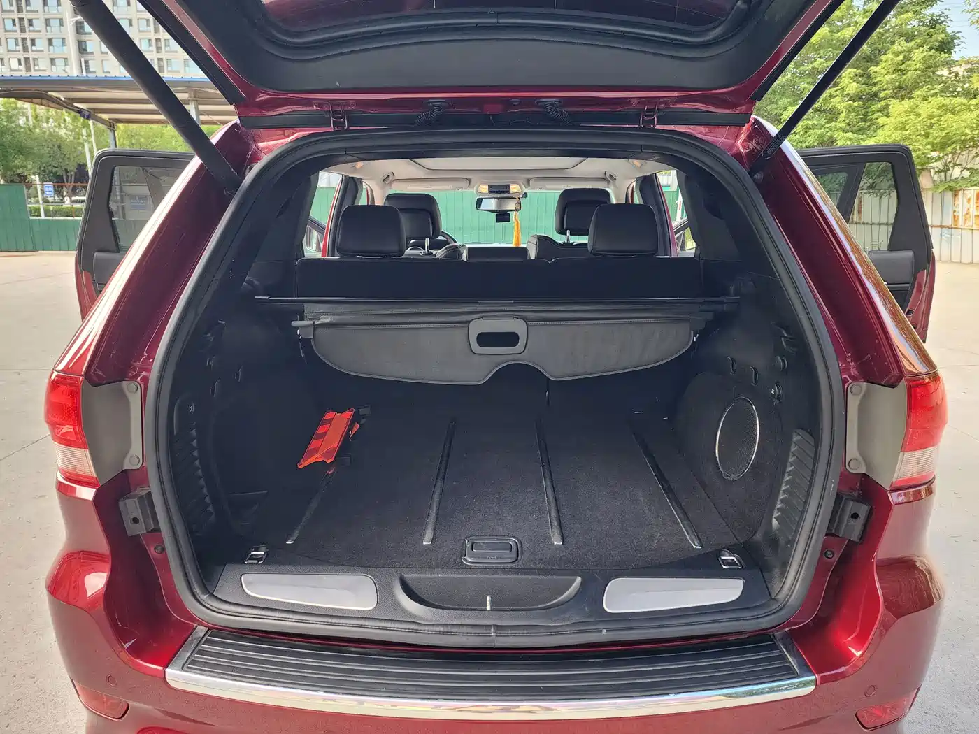 Jeep Grand Cherokee SRT 2012 2012 6.4L SRT8
