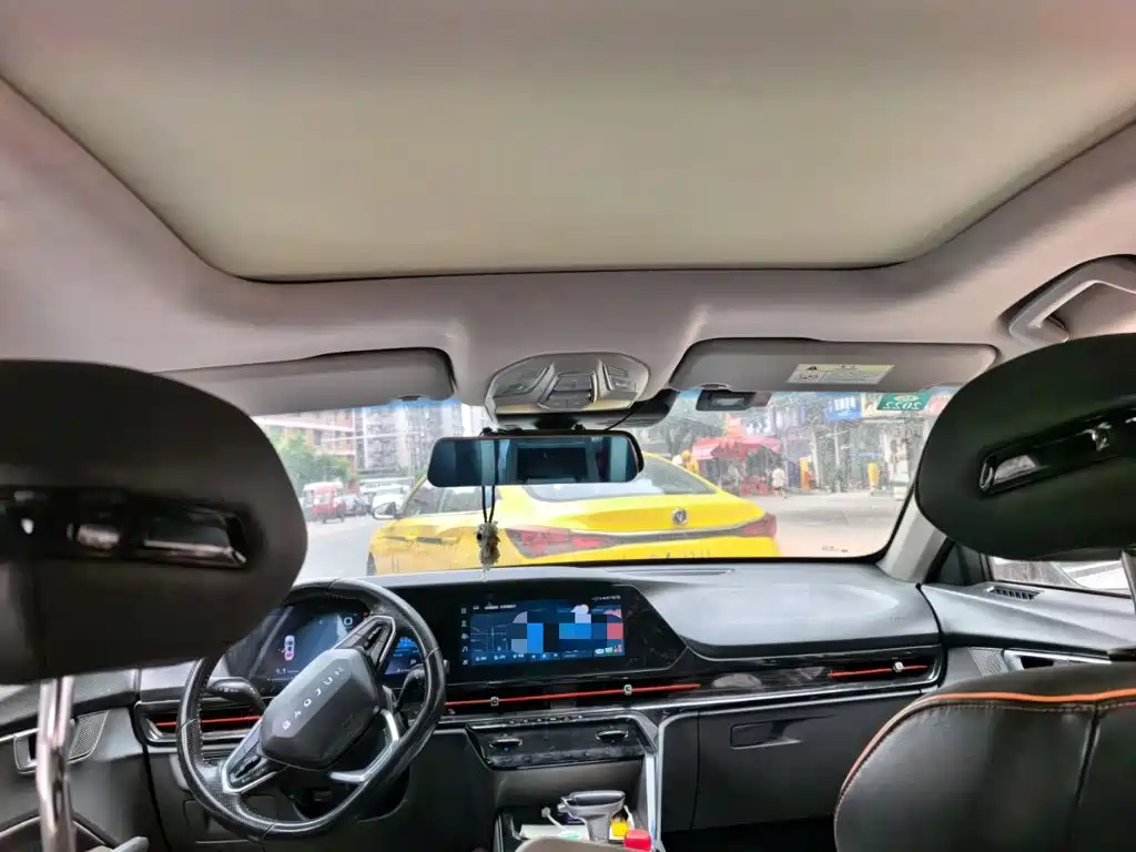Baojun RC-6 2020 2019 1.5T CVT 24-hour Online Premium