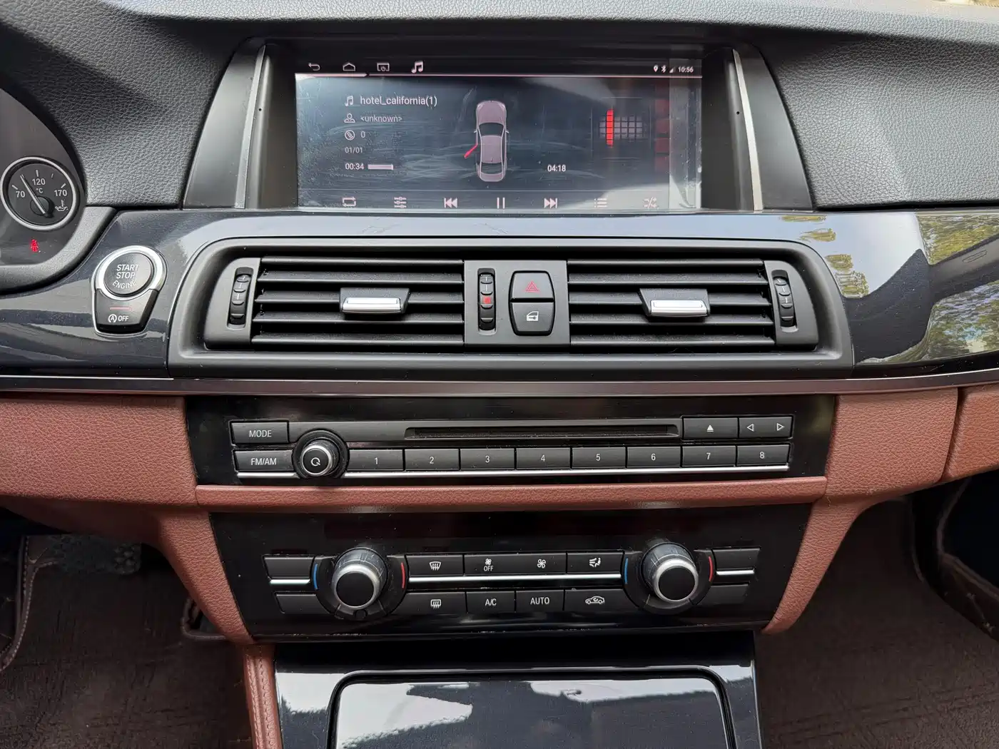 BMW 5 Series 2014 520Li Elegance фото 19
