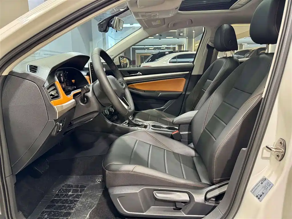 Volkswagen Bora 2025 200TSI DSG Joy Ride Navigation Edition фото 17