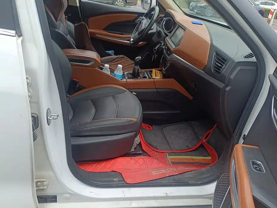 Zotye T300 2017 2017 1.5L Manual Luxury