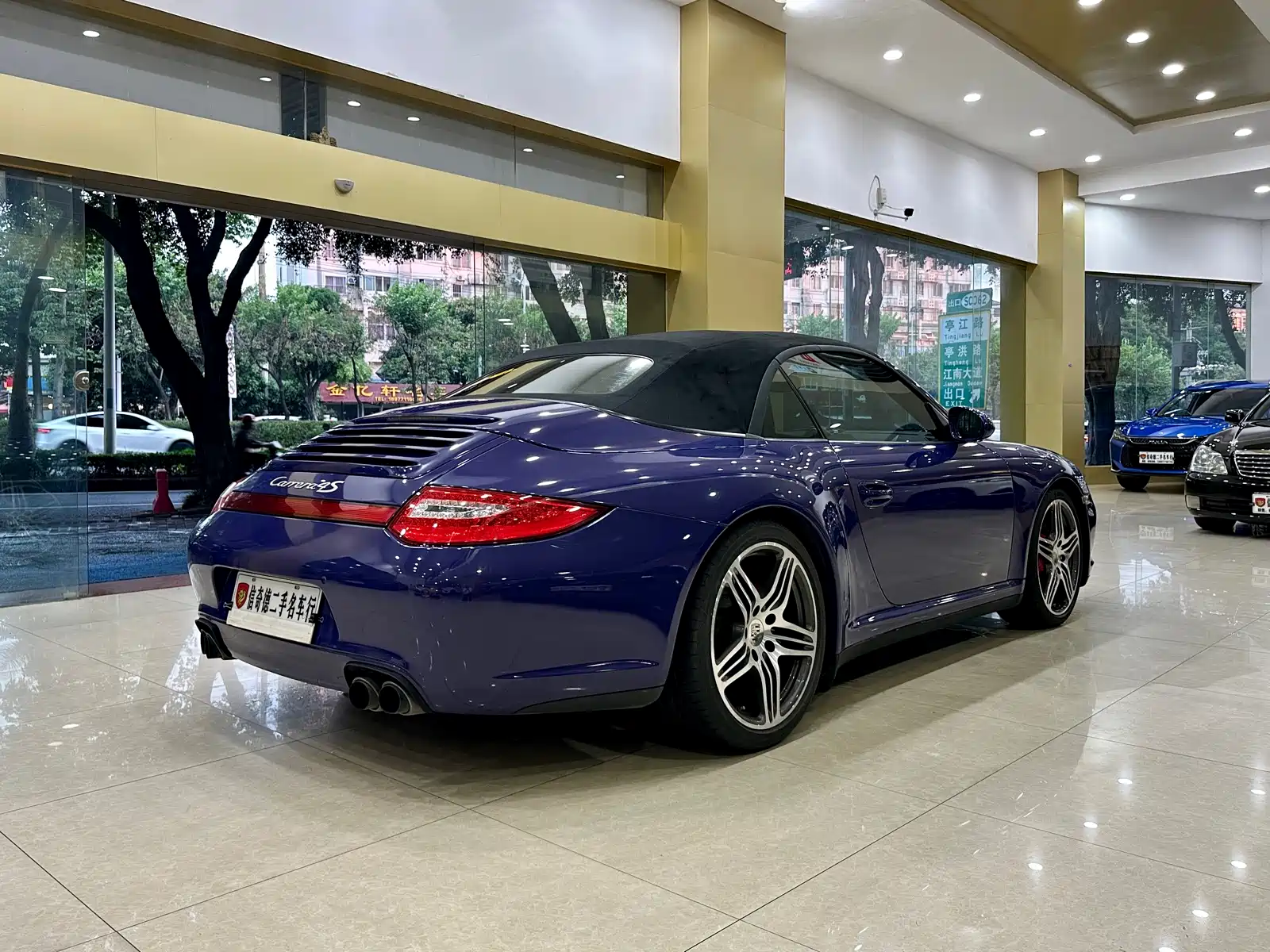 صورة 6 - Porsche 911