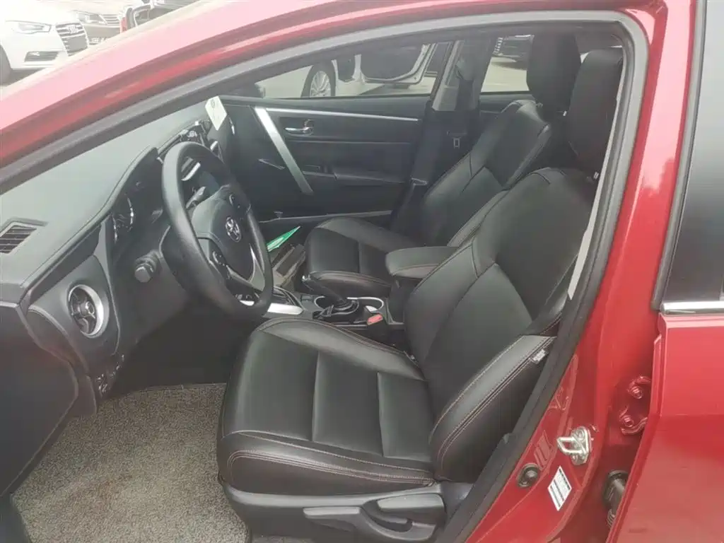 Toyota Levin 2017 Facelift 185T CVT Elite (China V) фото 15