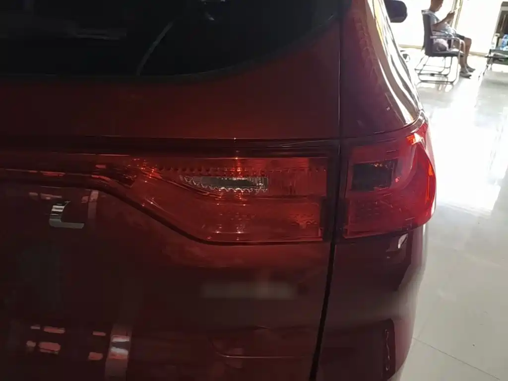 Photo 8 - Haval M6