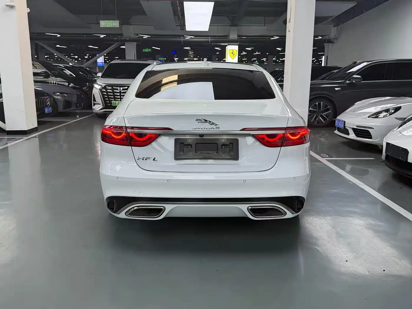 Jaguar XFL 2021 XFL 2.0T P250 2WD Premium Luxury Edition фото 9
