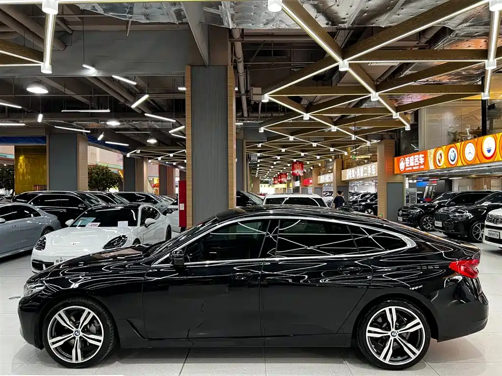 BMW 6 Series GT 2022 Model 630i Luxury Design Package фото 8