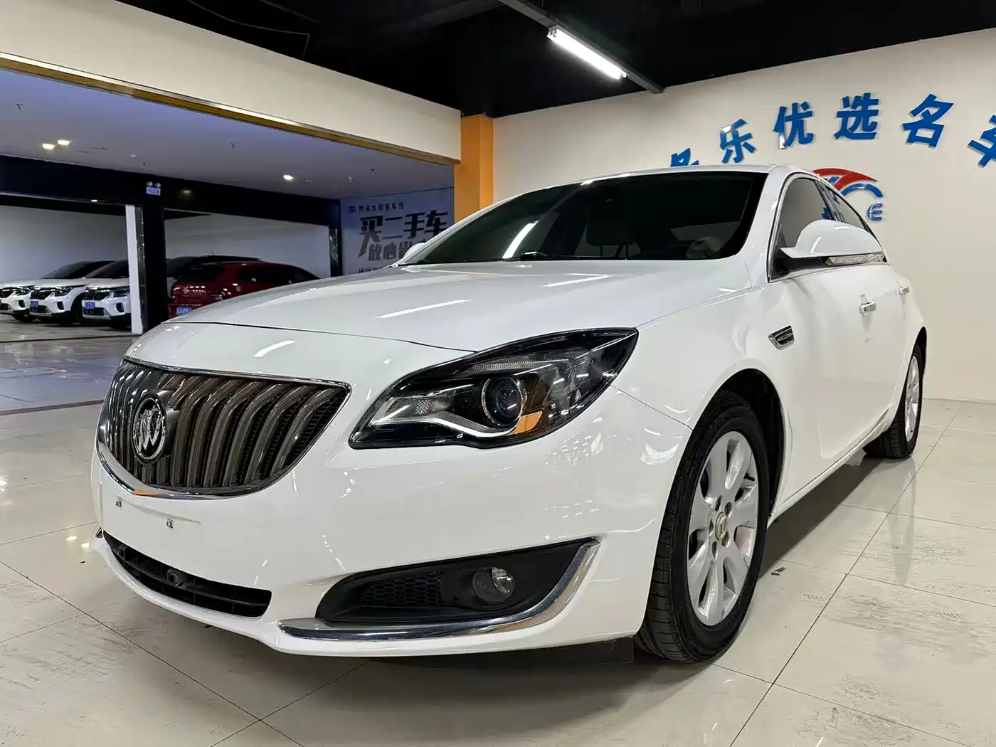 Buick Regal 2015 2.0L Elite Fashion Model