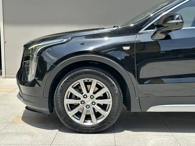 Cadillac XT4 2020 Facelift 28T 2WD Leading — фото 5