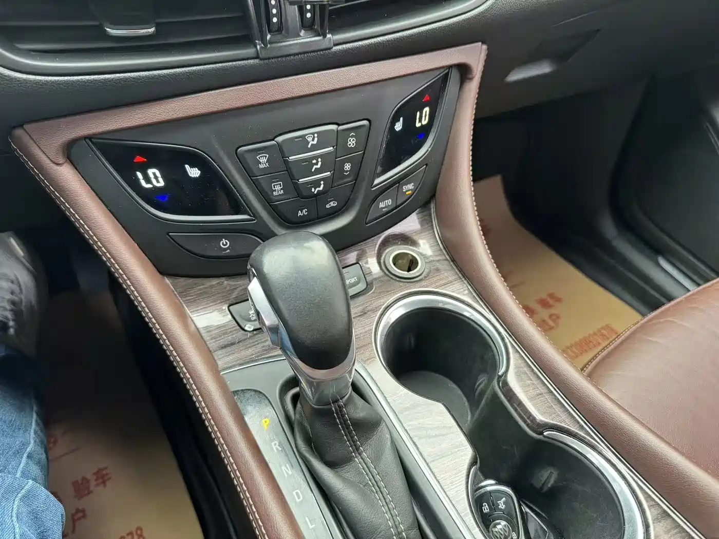 Buick Envision Plus 2017 28T AWD Elite фото 9