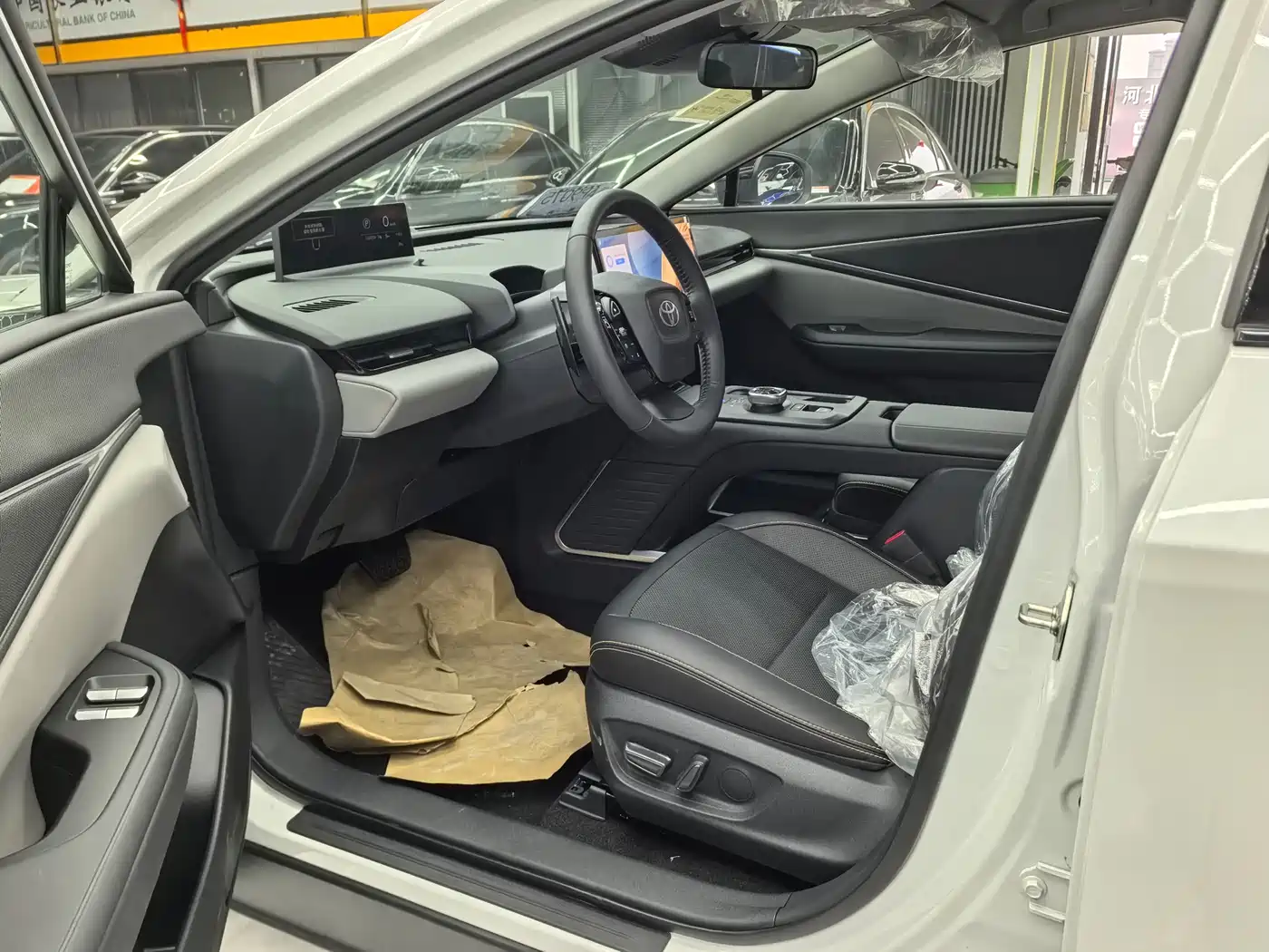 Toyota bZ5 2025 550 PRO Smart Edition фото 7