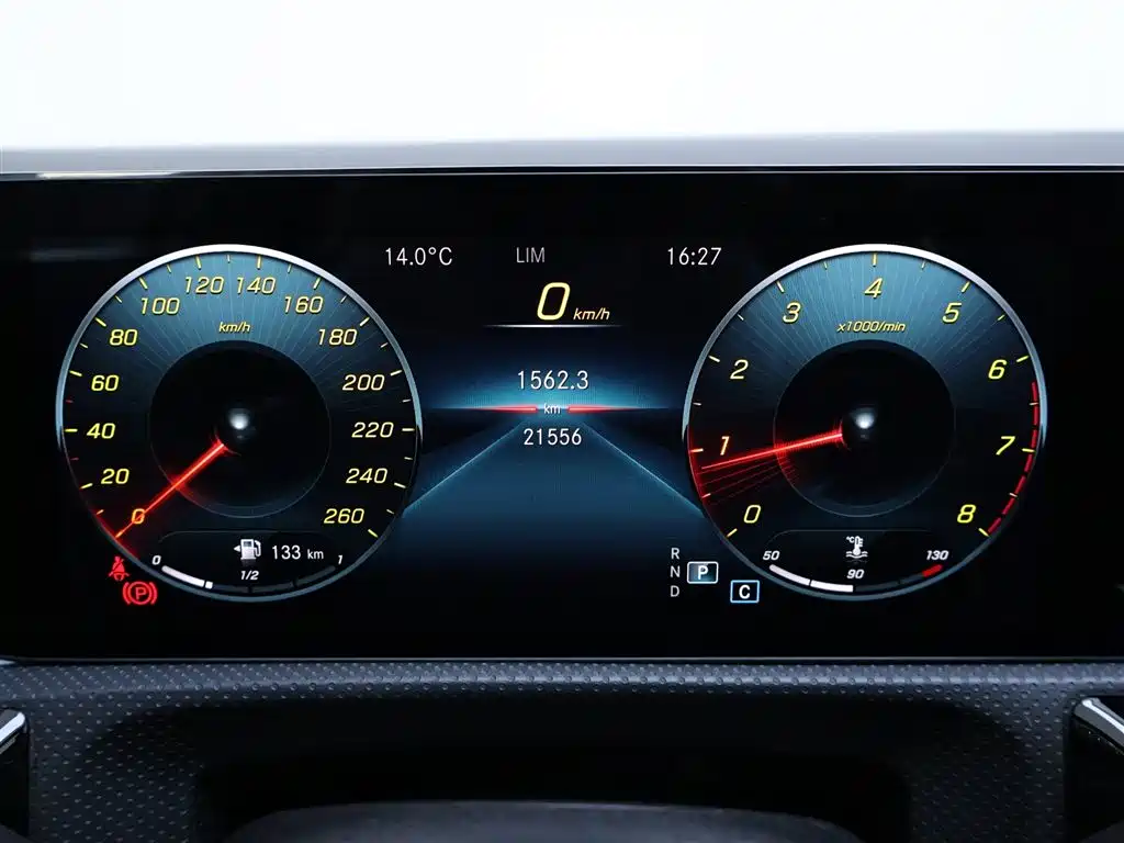 Mercedes-Benz A-Class 2021 A 200 L Sport Sedan Fashion Edition фото 15