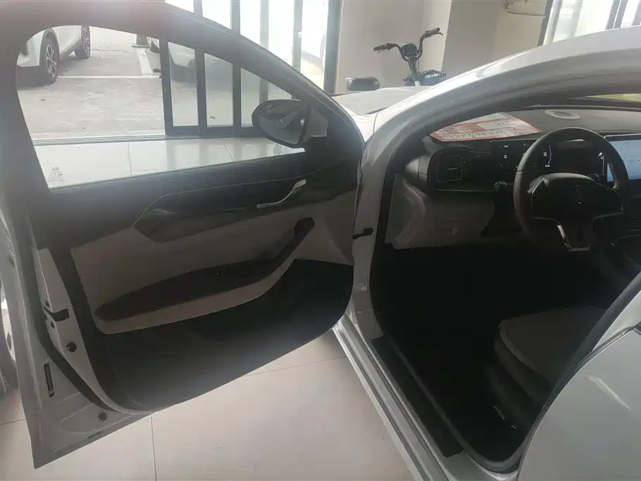 BYD Qin PLUS 2023 Champion Edition EV 510KM Advanced Type фото 7