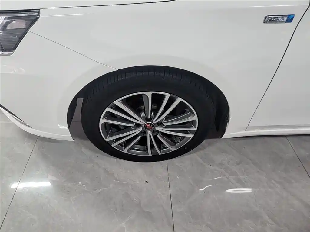 Roewe i6 2021 2020 PLUS 1.6L CVT 4G Connected Glory Flagship Edition