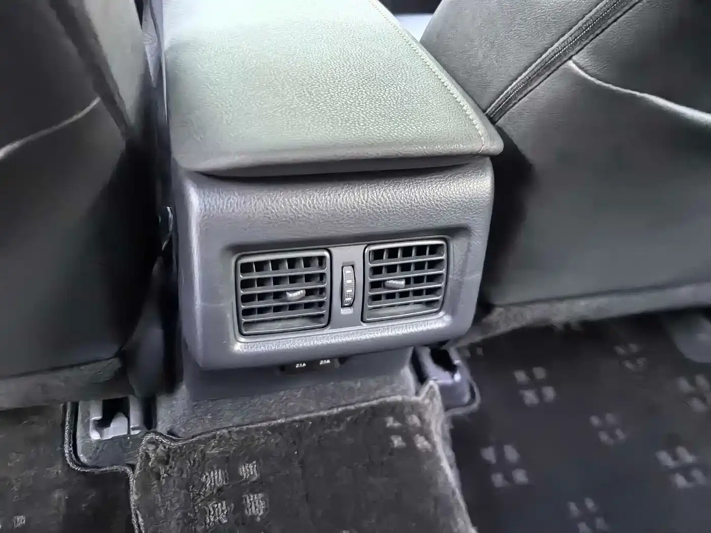 Toyota Camry 2019 2.5G Luxury (China V) фото 7