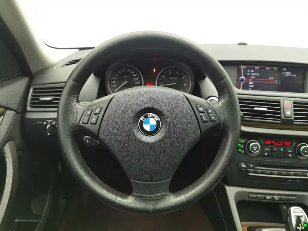 BMW X1 2012 2012 xDrive20i Luxury
