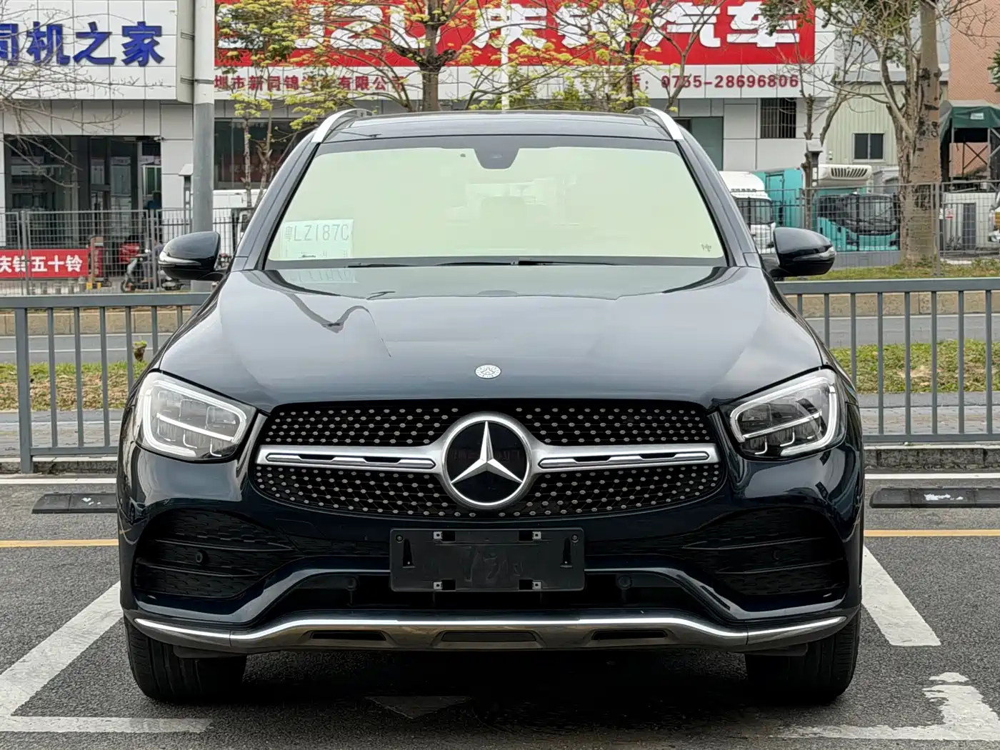 MERCEDES-BENZ GLC