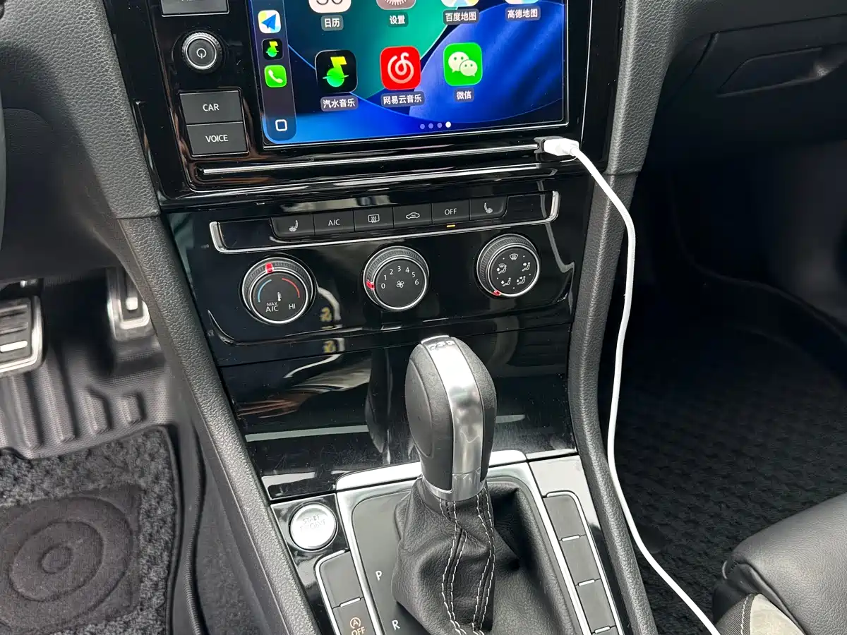 Volkswagen Golf 2019 280TSI DSG R-Line China VI фото 15