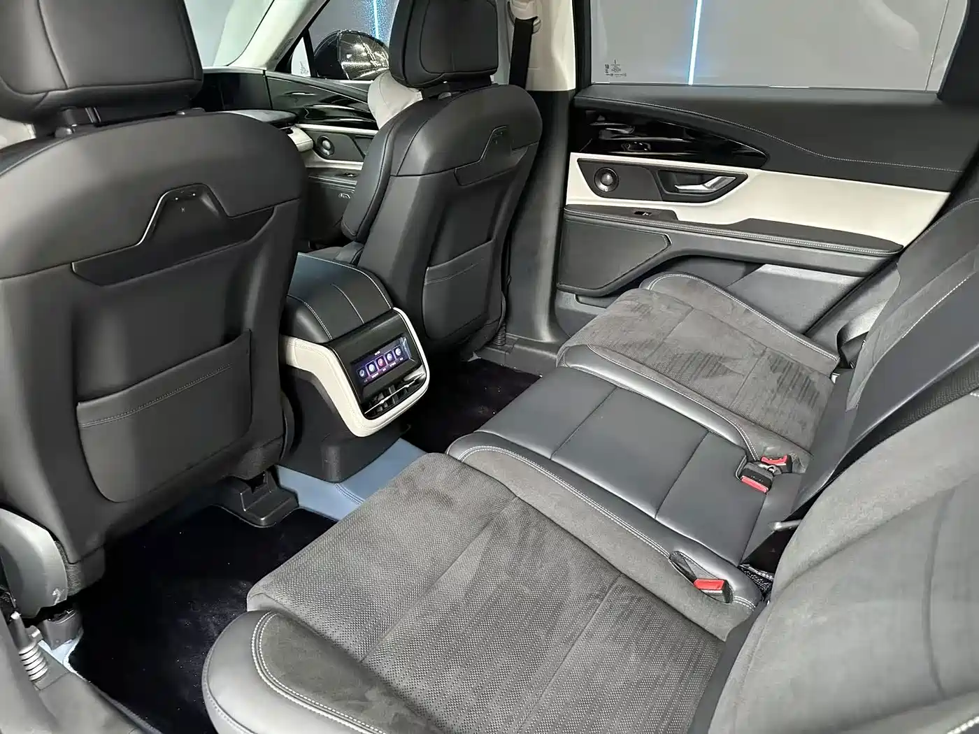 Lincoln Nautilus 2025 2025 2.0T AWD Prestige Hybrid