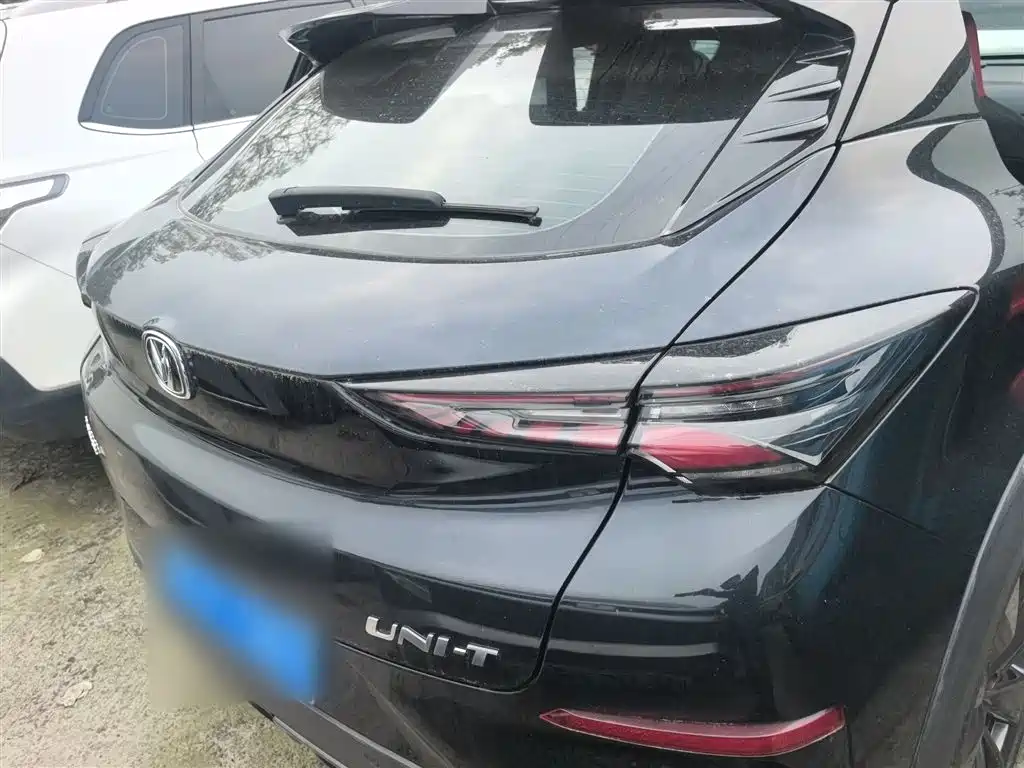 CHANGAN UNI-T