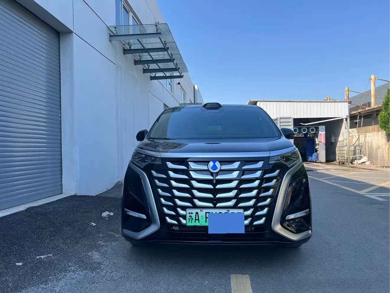 Denza D9 2025 DM-i Smart Driving Edition 1020 AWD Flagship фото 2