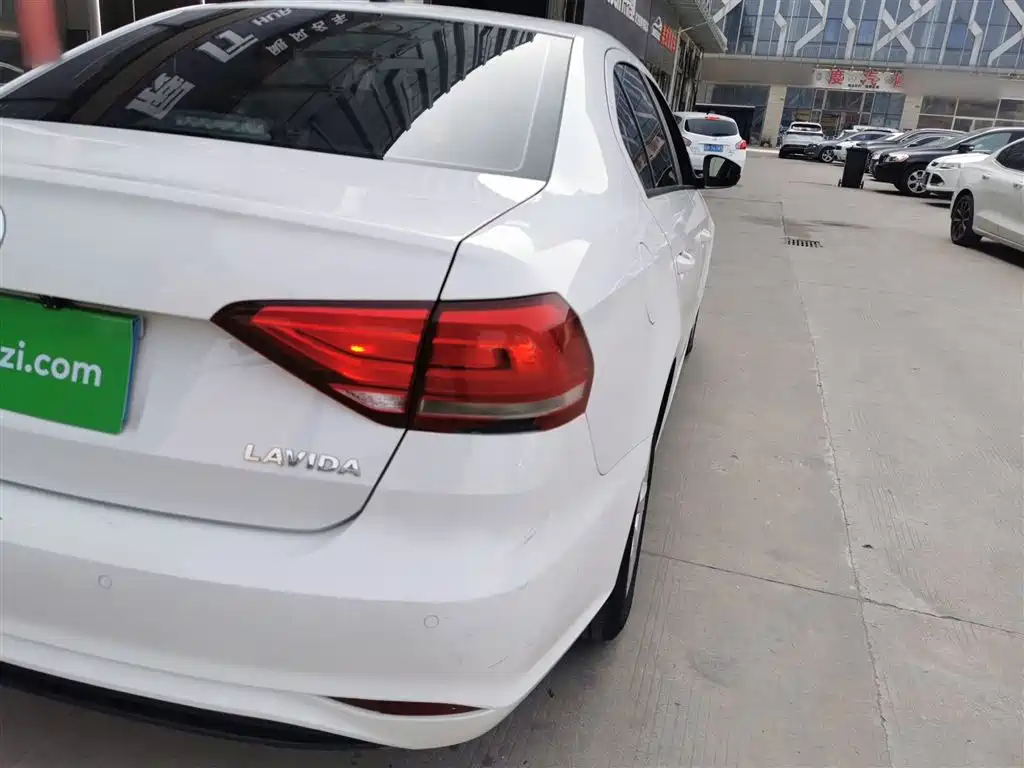 Volkswagen Lavida 2019 Lavida Start 1.5L Auto Trend (China VI) фото 24