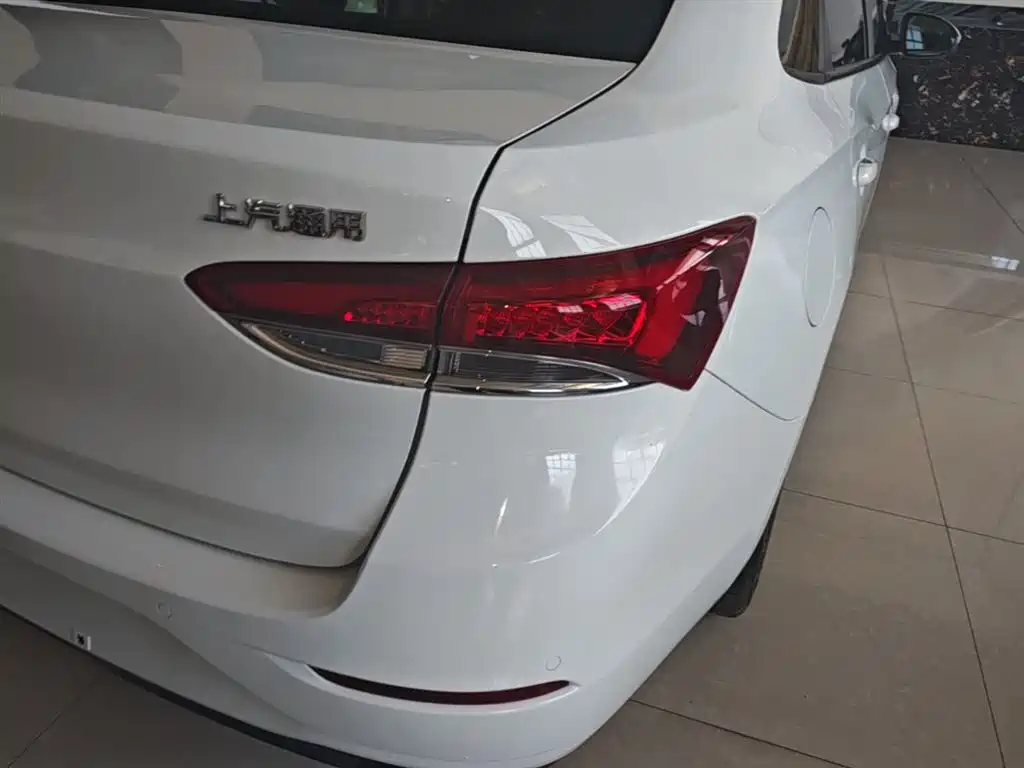 Buick Excelle 2019 18T Auto Connected Elite China VI фото 8