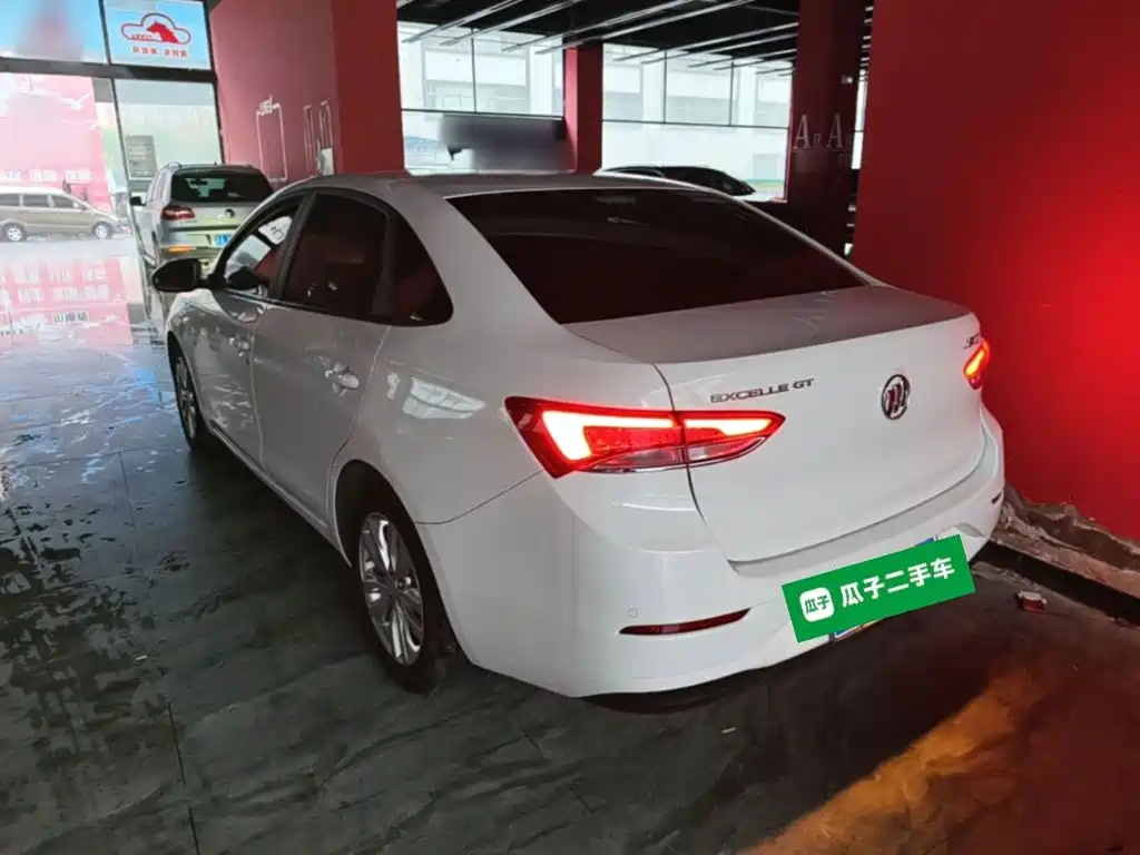Photo 5 - Buick Excelle